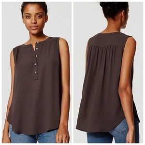 NWT Gray Button Henley Sleeveless Blouse